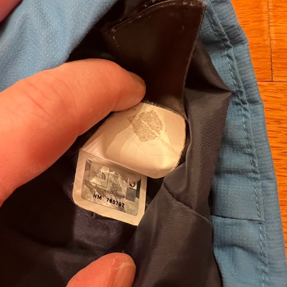 The North Face Men's Slate Blue hyvent jacket - Picture 7 of 8